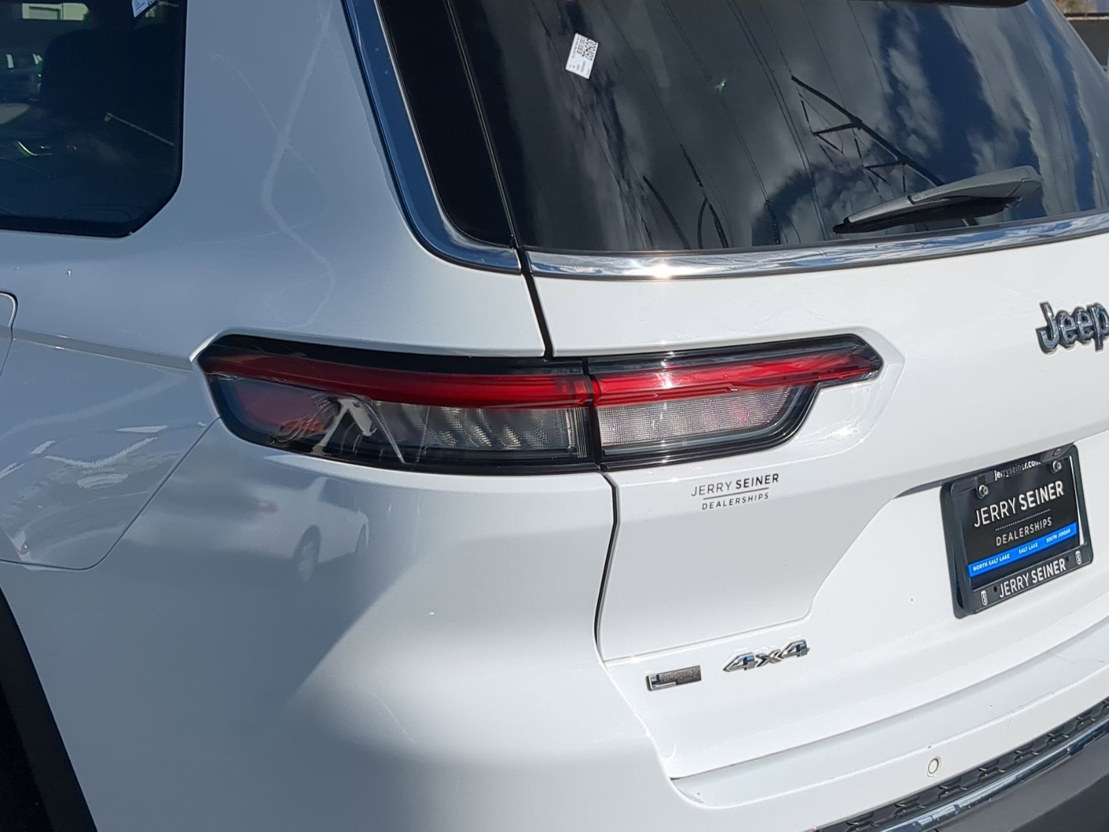 Used 2021 Jeep Grand Cherokee L Limited image 11