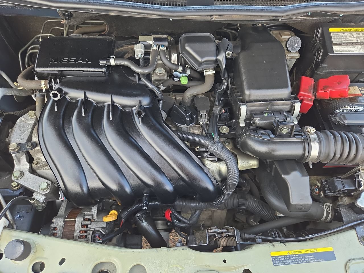 Used 2013 Nissan Versa SV FWD image 28