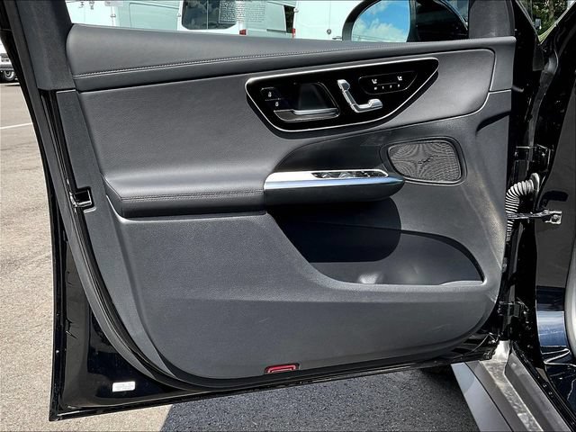 Used 2026 Mercedes-Benz GLC 300 4MATIC image 22