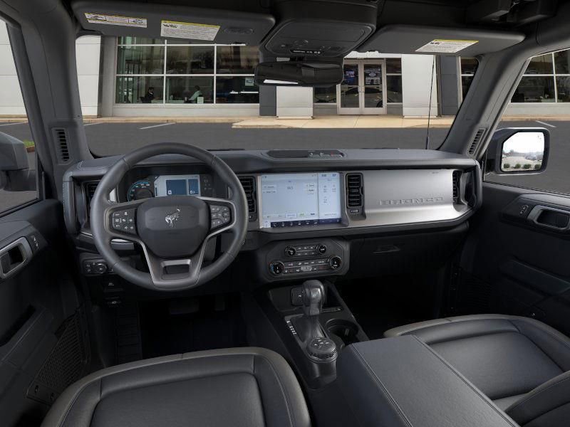 New 2025 Ford Bronco Outer Banks image 9