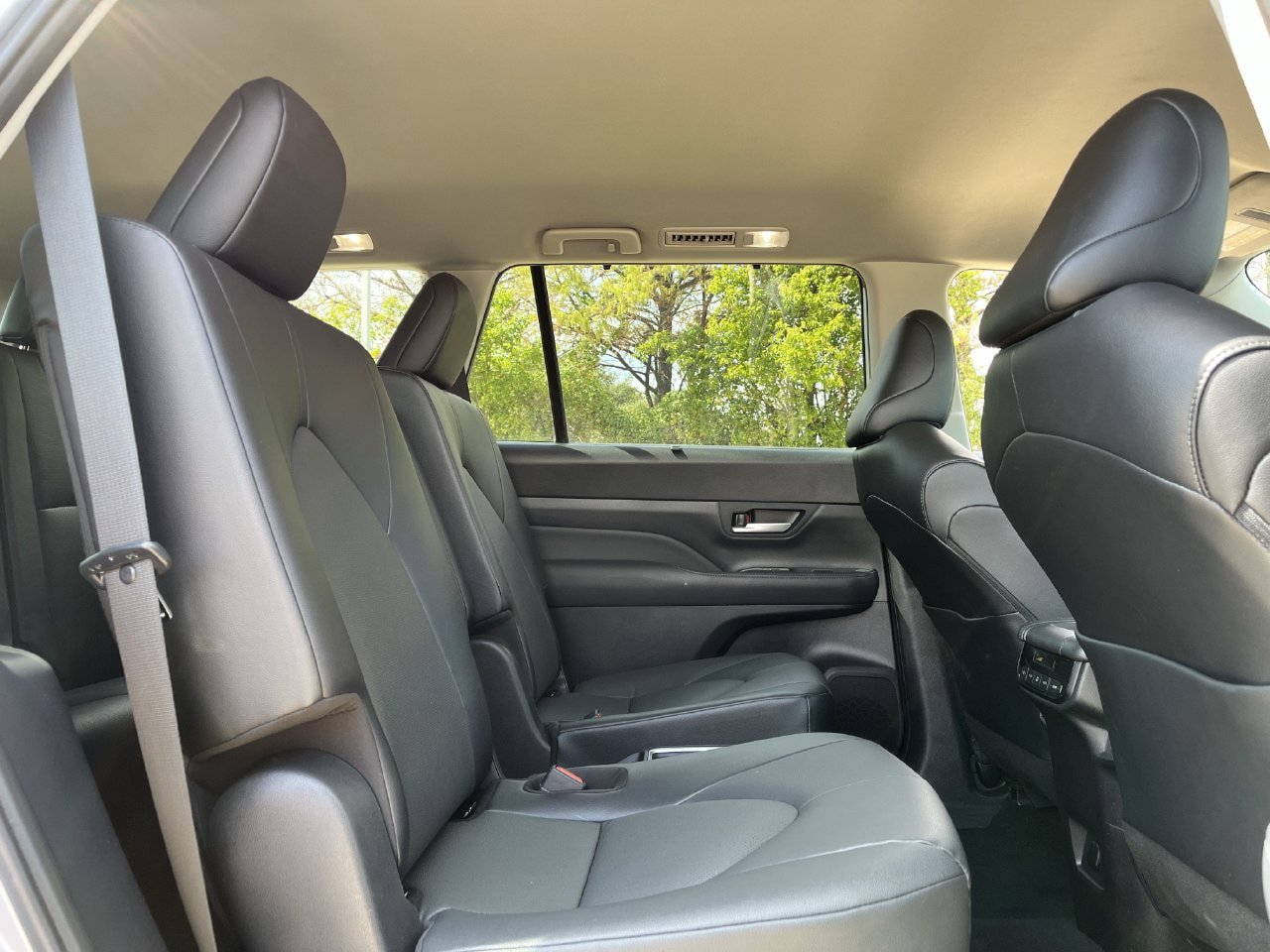 Used 2026 Toyota Grand Highlander FWD image 26