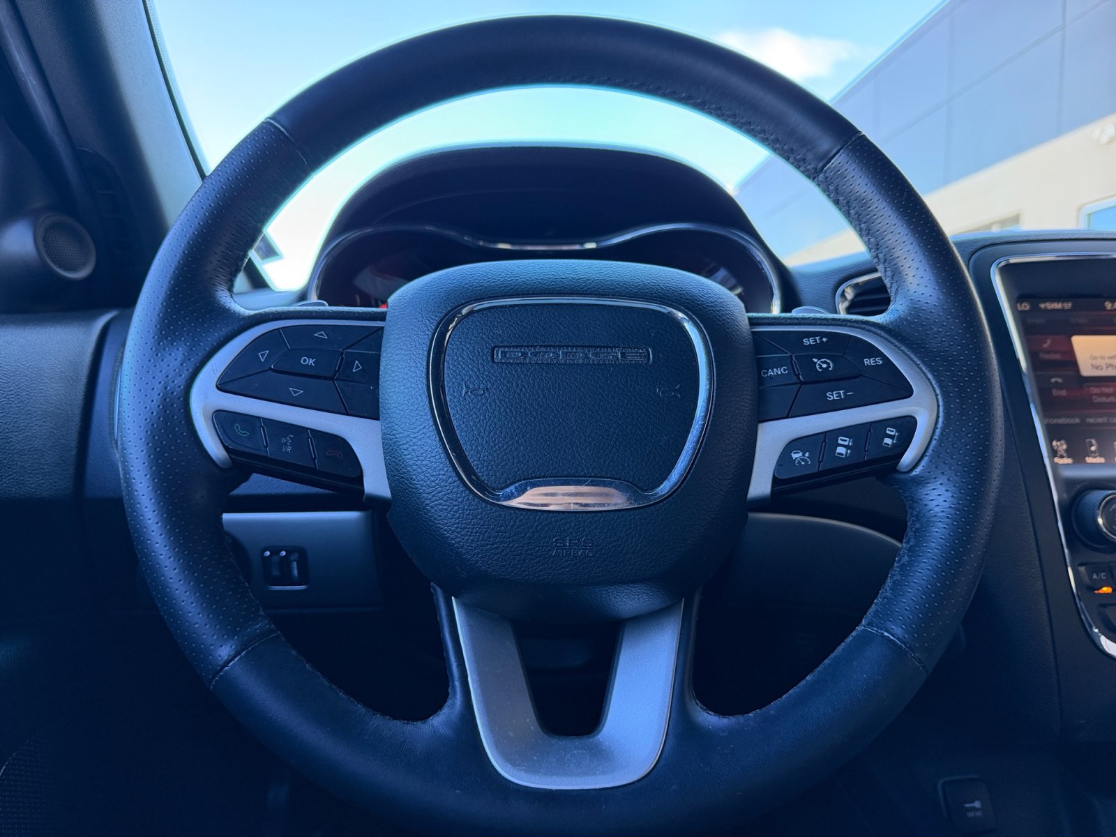 Used 2014 Dodge Durango R/T w/ Technology Group RWD image 9