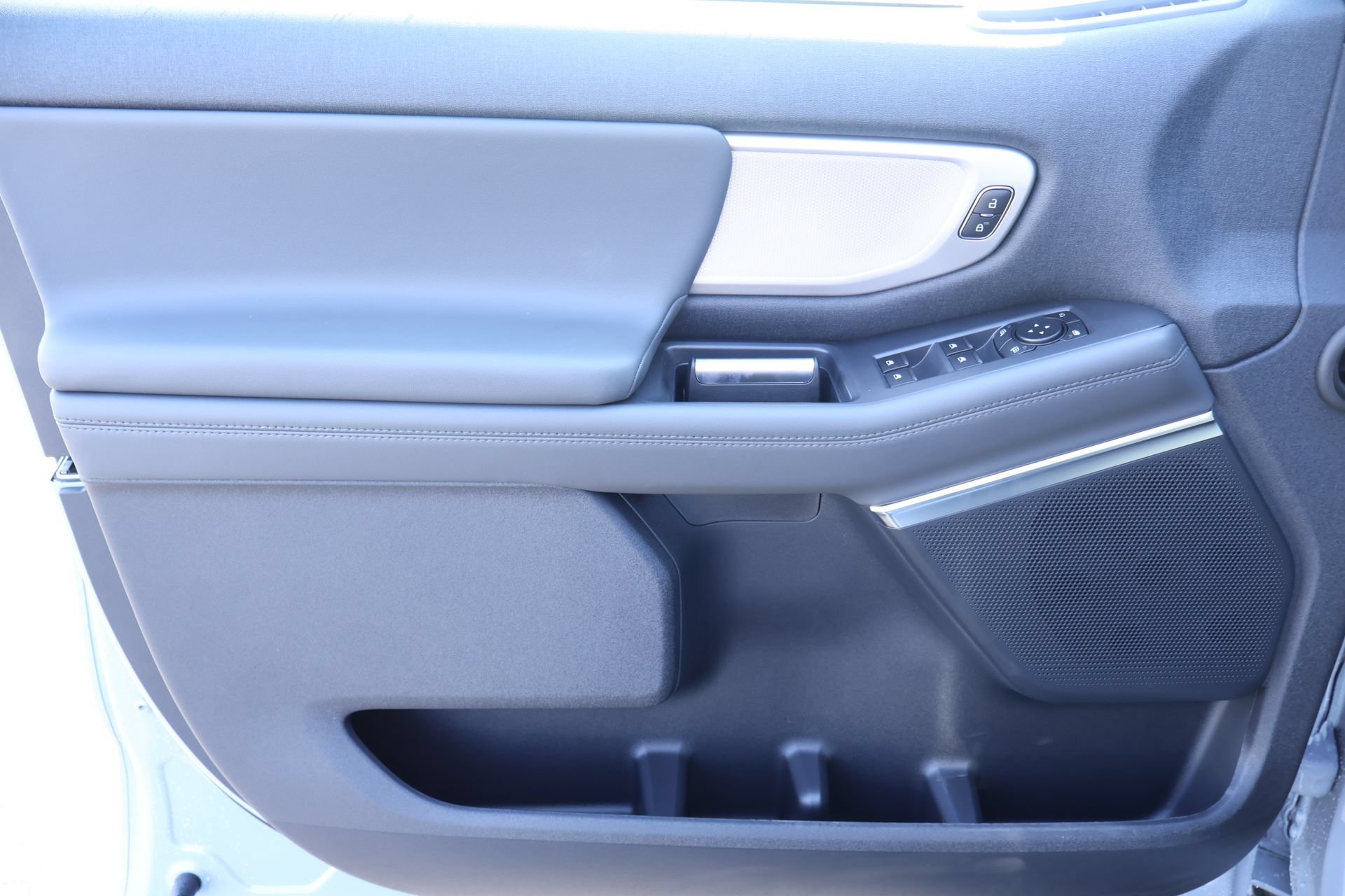 New 2027 Ford Expedition Active AWD/4WD image 18
