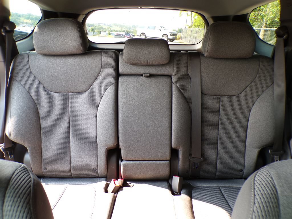 Used 2020 Hyundai Santa Fe SEL w/ Convenience Package AWD/4WD image 22