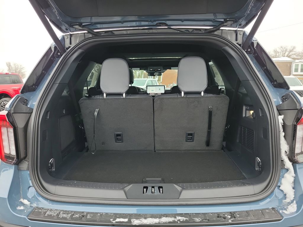 New 2026 Ford Explorer ST-Line w/ ST-Line Street Pack image 10