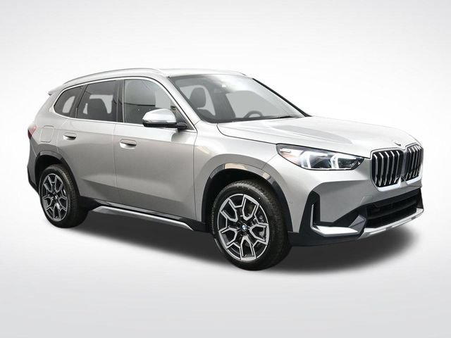 New 2026 BMW X1 xDrive28i w/ Technology Package AWD/4WD image 2
