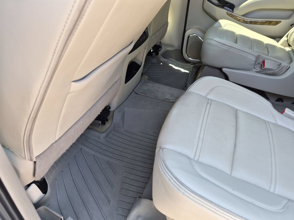 Used 2017 GMC Yukon XL Denali w/ Open Road Package AWD/4WD image 38