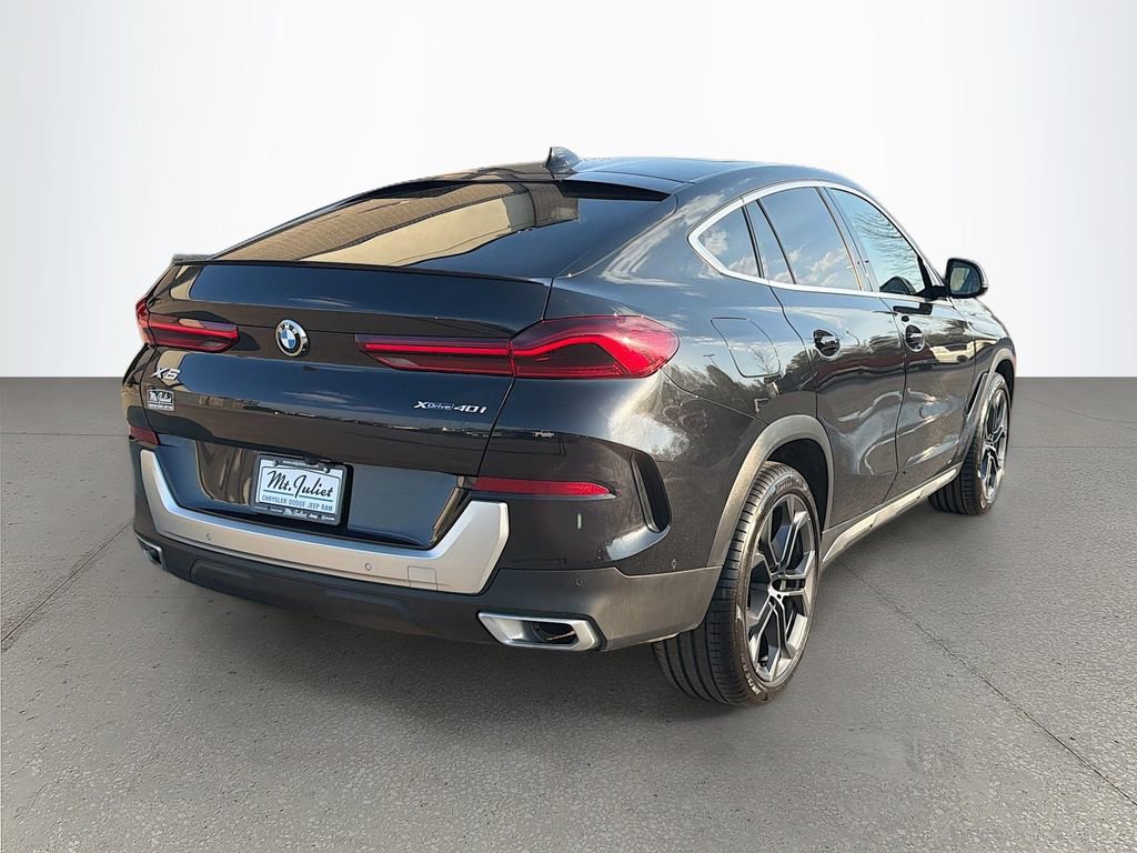 Used 2022 BMW X6 xDrive40i w/ Executive Package AWD/4WD image 4