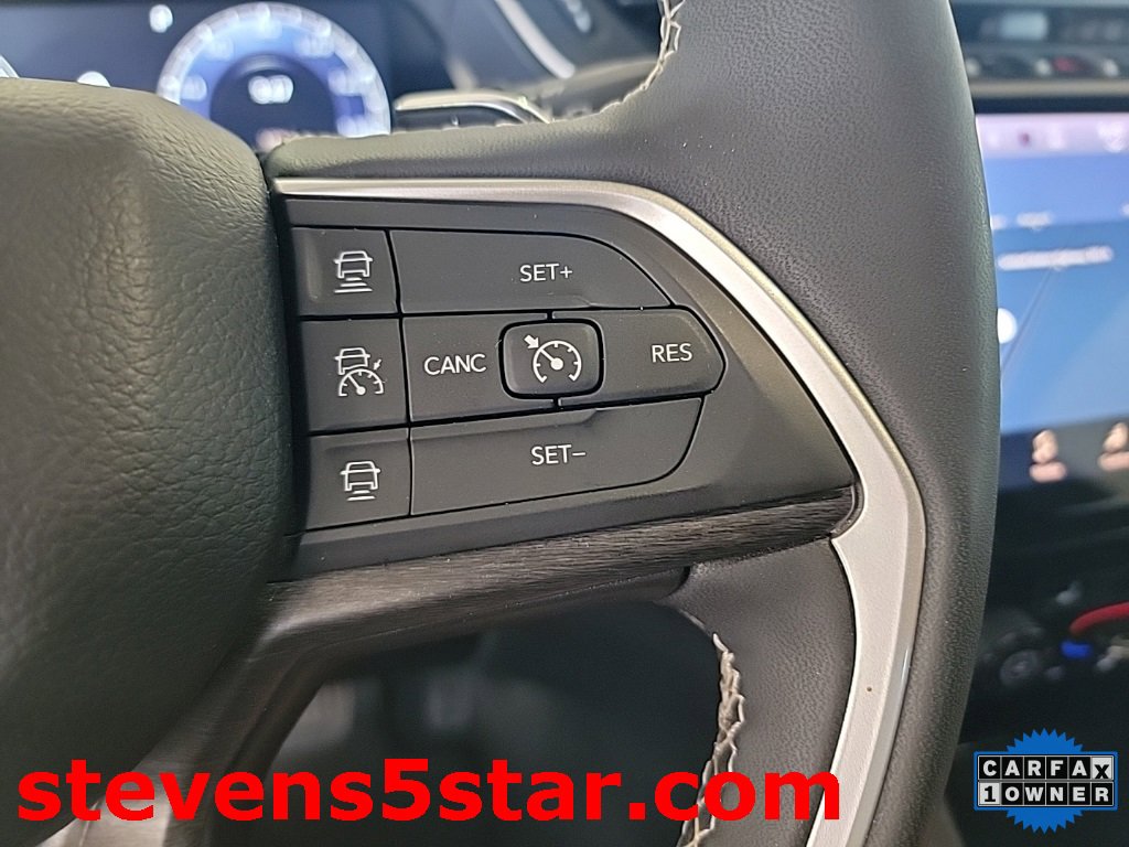 Used 2024 Jeep Grand Cherokee L Limited w/ Luxury Tech Group II image 19