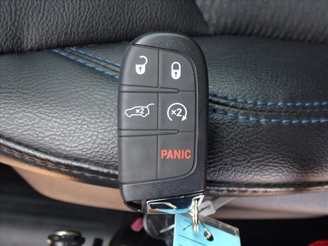 New 2026 Jeep Compass Latitude w/ Sun and Sound Group image 27