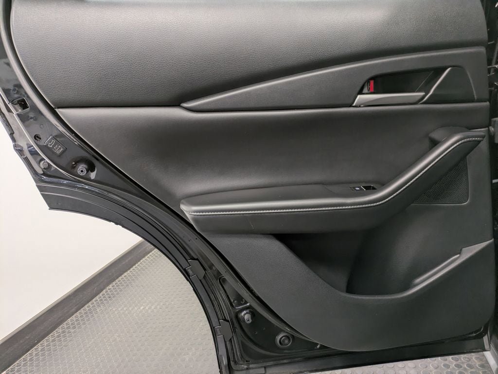 Certified 2023 MAZDA CX-30 AWD 2.5 S w/ Select Package image 23