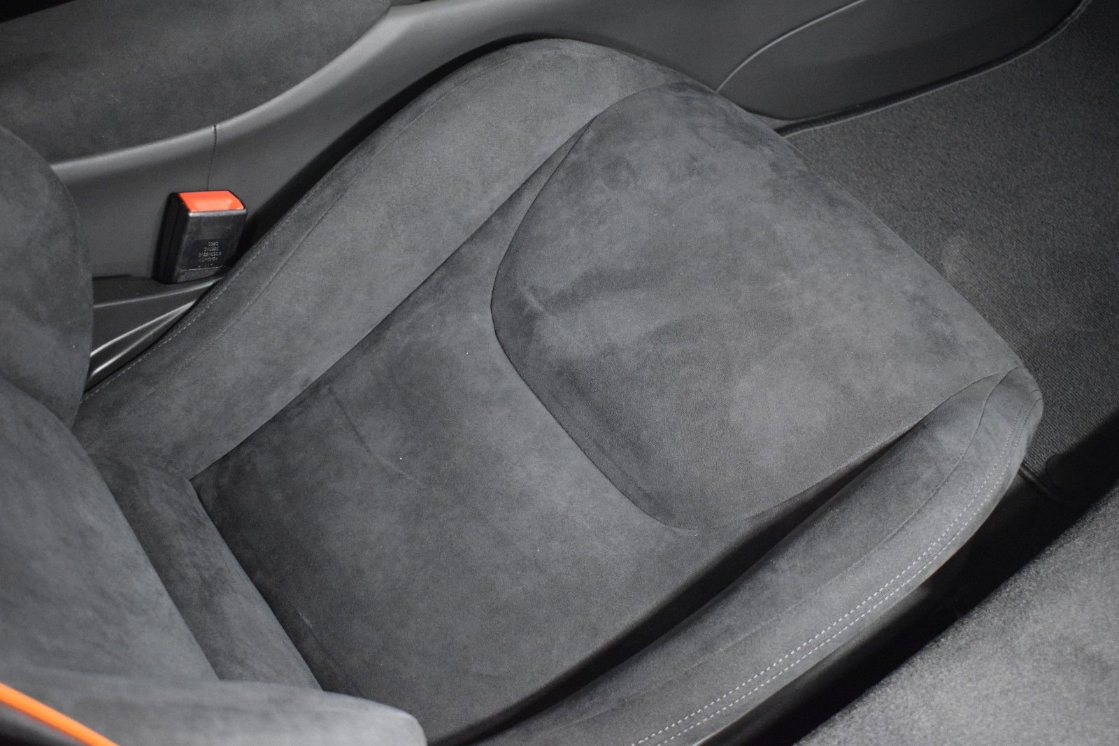 New 2026 McLaren Artura image 19