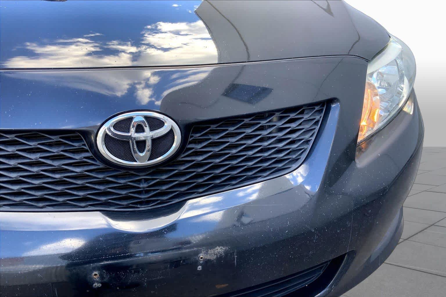 Used 2010 Toyota Corolla LE w/ All Weather Guard Pkg FWD image 30