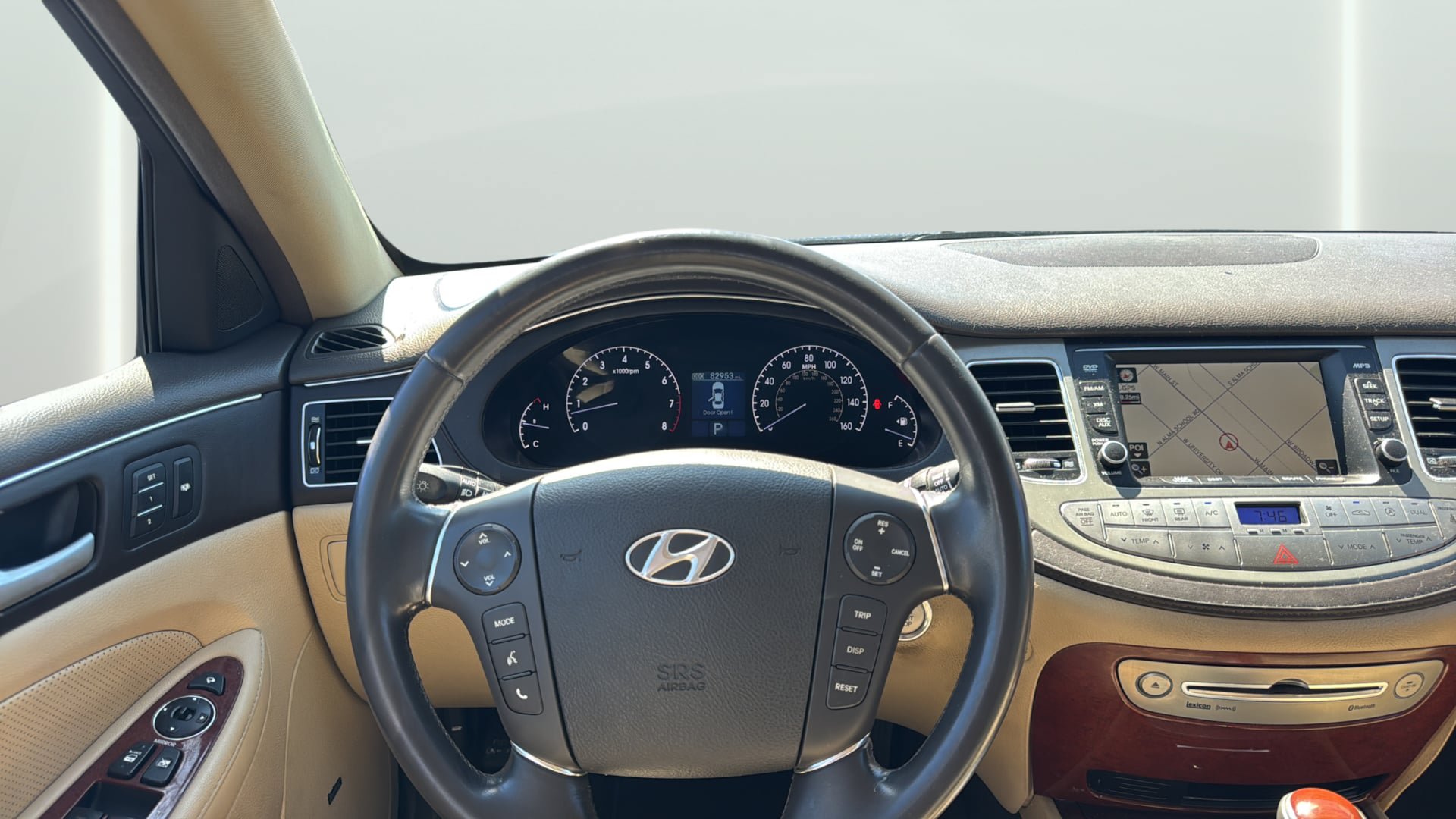 Used 2012 Hyundai Genesis 3.8 w/ Premium Pkg RWD image 30