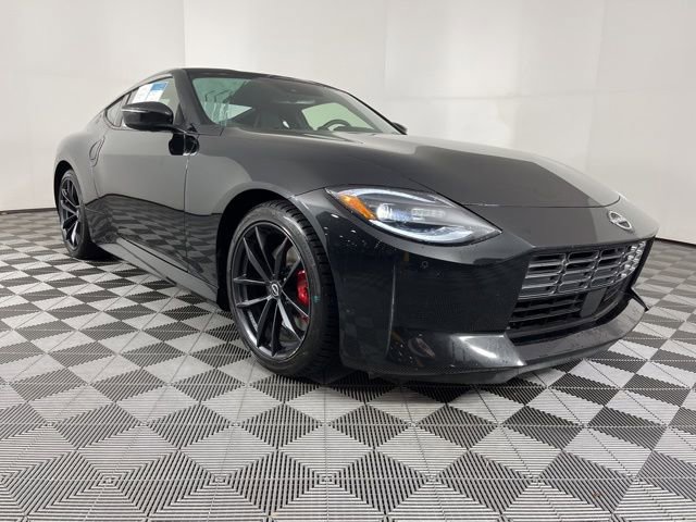 Used 2024 Nissan Z Performance w/ Floor Mat Package image 2