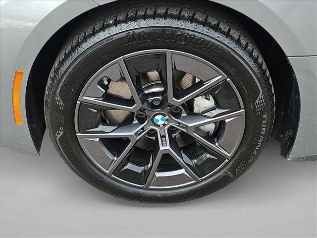 Used 2025 BMW i4 eDrive40 image 24
