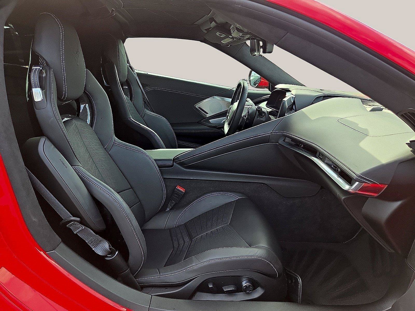 Used 2024 Chevrolet Corvette Stingray Premium Cpe w/ Z51 Performance Package RWD image 25
