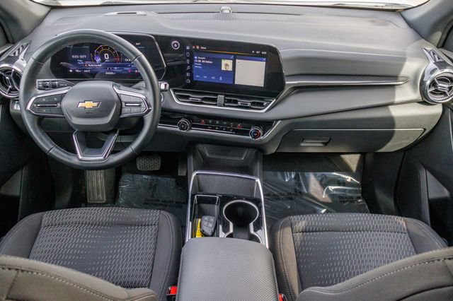 Used 2025 Chevrolet Equinox LT AWD/4WD image 21