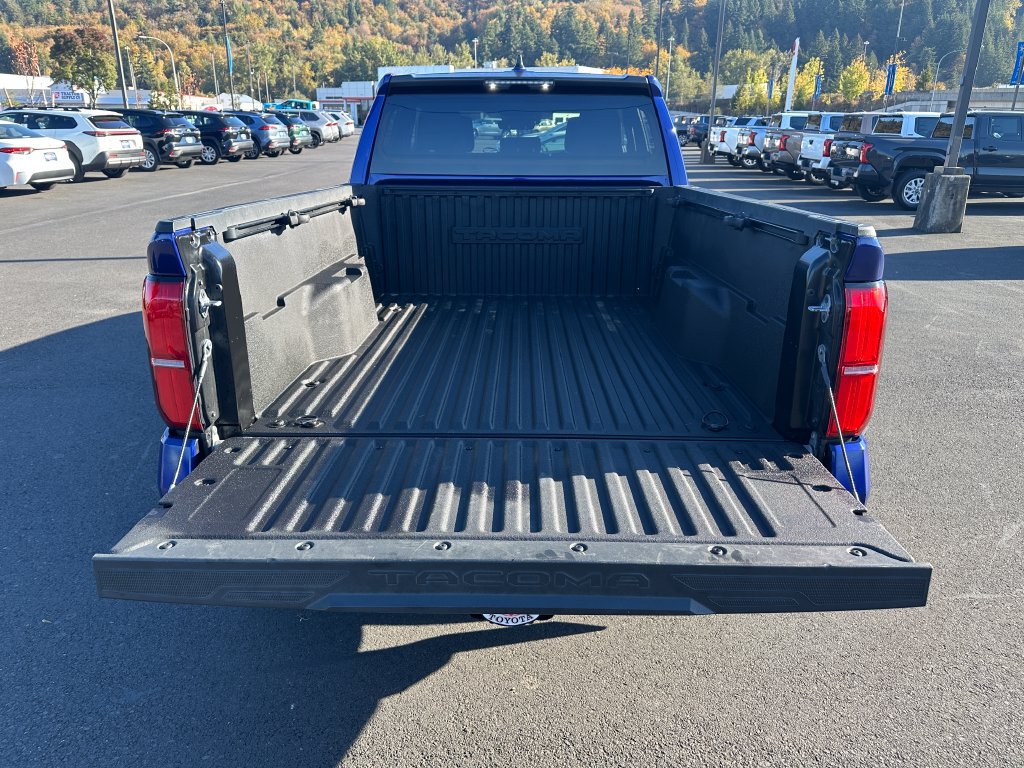 Certified 2024 Toyota Tacoma SR5 AWD/4WD image 12