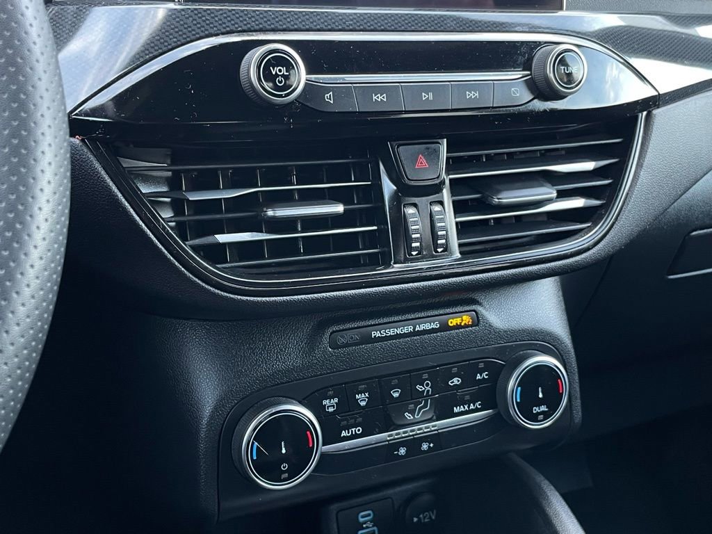 Used 2023 Ford Escape ST-Line image 19