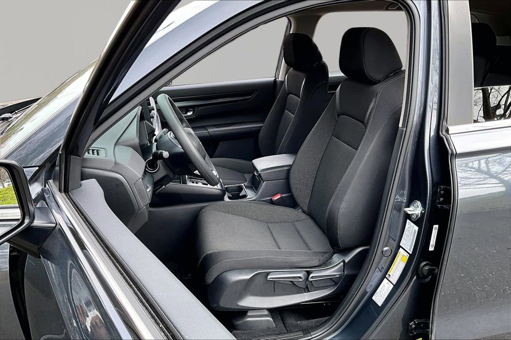 Used 2025 Honda CR-V LX image 17