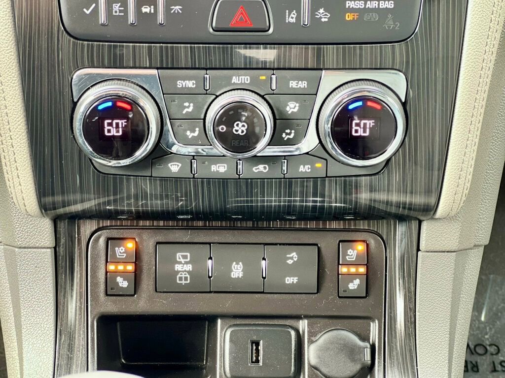 Used 2017 Chevrolet Traverse Premier image 27