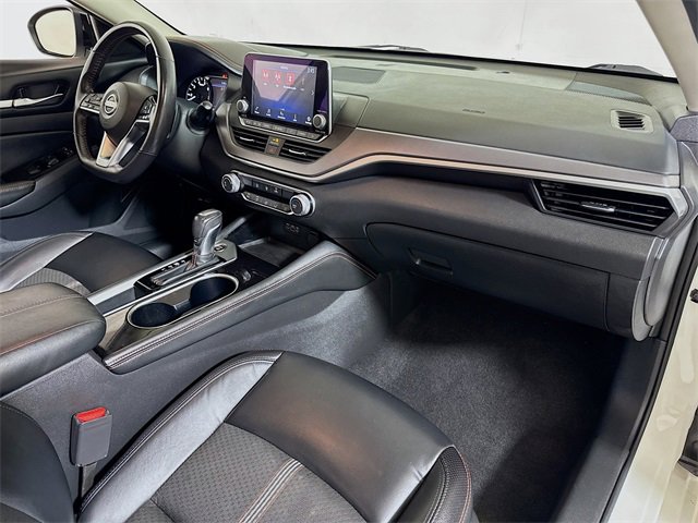 Used 2024 Nissan Altima 2.5 SR image 25