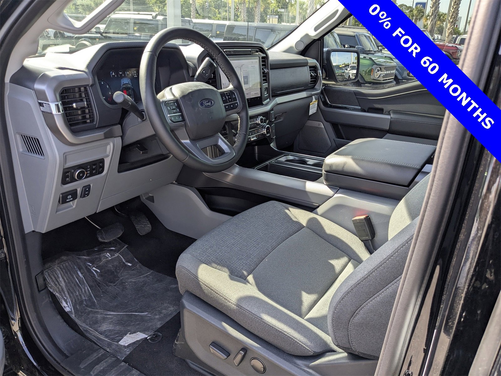 New 2025 Ford F150 XLT w/ Equipment Group 303A High image 3