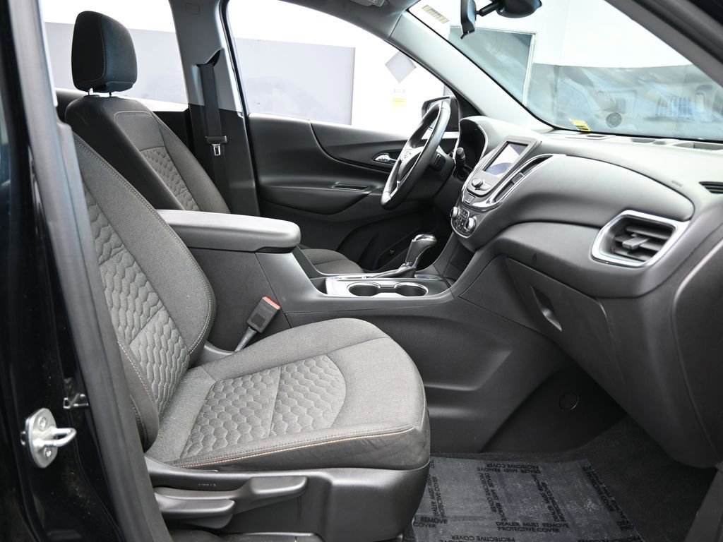 Used 2020 Chevrolet Equinox LT image 45