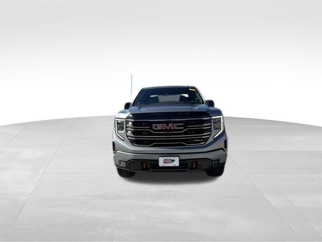 Used 2025 GMC Sierra 1500 AT4 w/ AT4 Premium Package AWD/4WD image 8