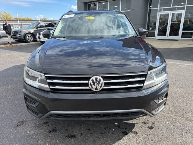 Used 2021 Volkswagen Tiguan SE w/ Panoramic Sunroof Package image 13