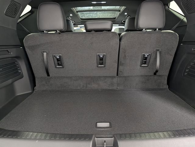 New 2026 Chevrolet Traverse LT image 16