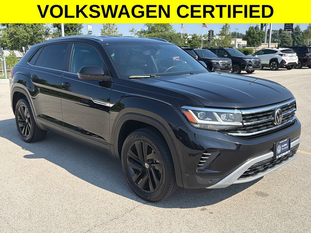 Certified 2023 Volkswagen Atlas Cross Sport SE w/ Black Wheel Package AWD/4WD image 1