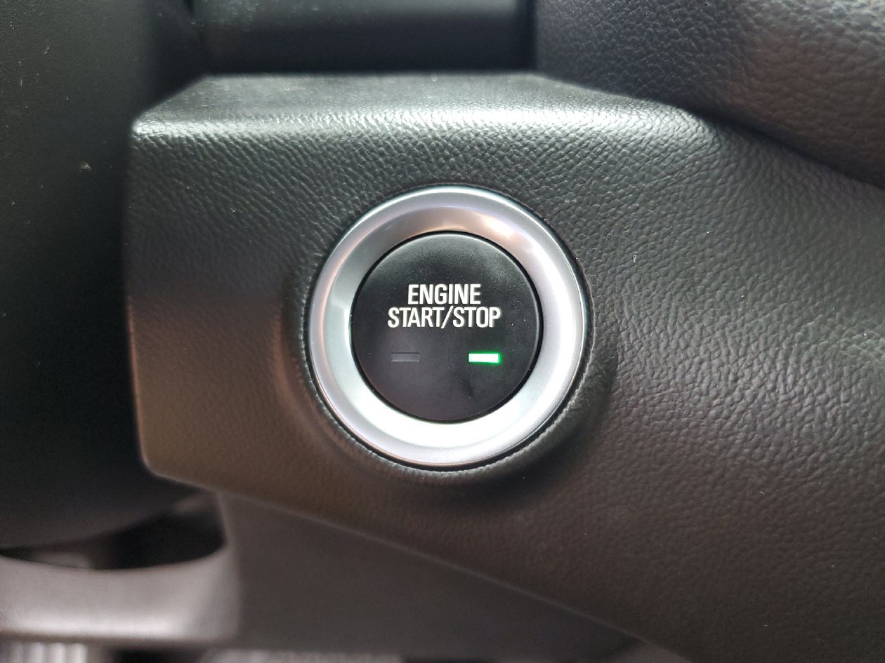 Used 2022 GMC Terrain SLE w/ Driver Convenience Package FWD image 23