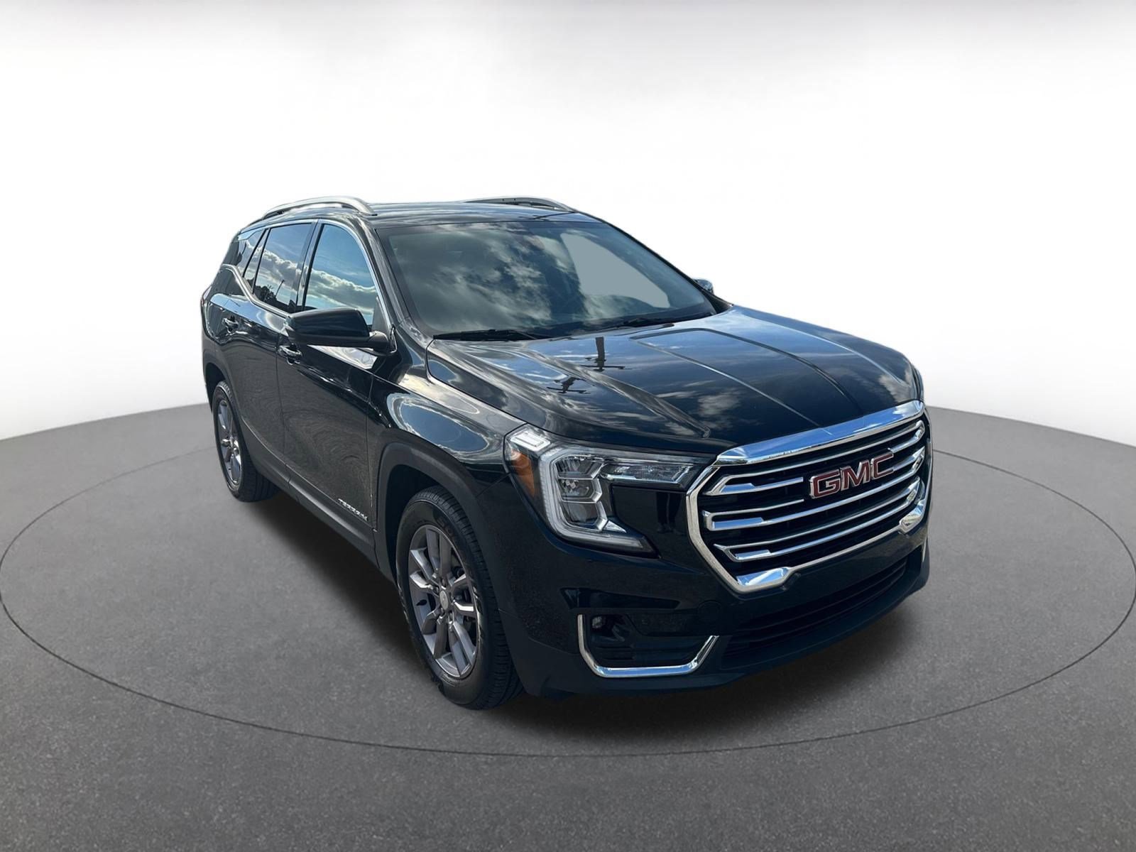 Used 2023 GMC Terrain SLT