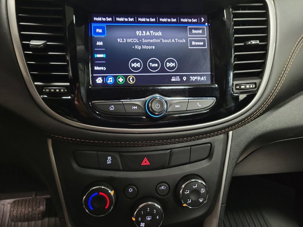 Used 2022 Chevrolet Trax LT FWD image 17