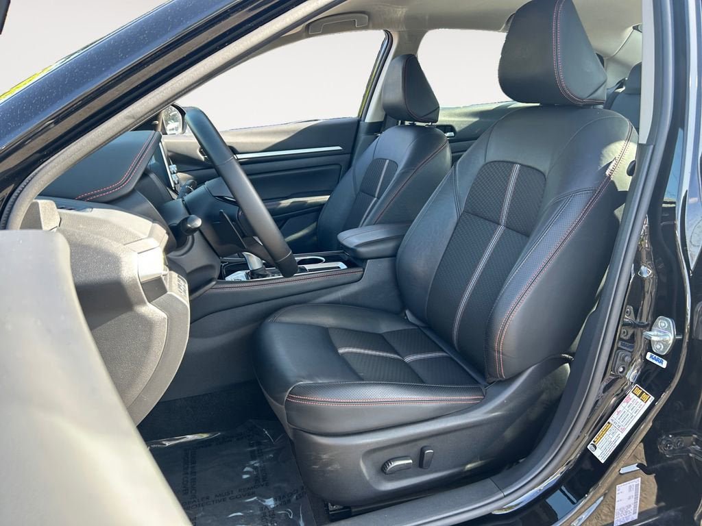 Used 2025 Nissan Altima 2.5 SR FWD image 21