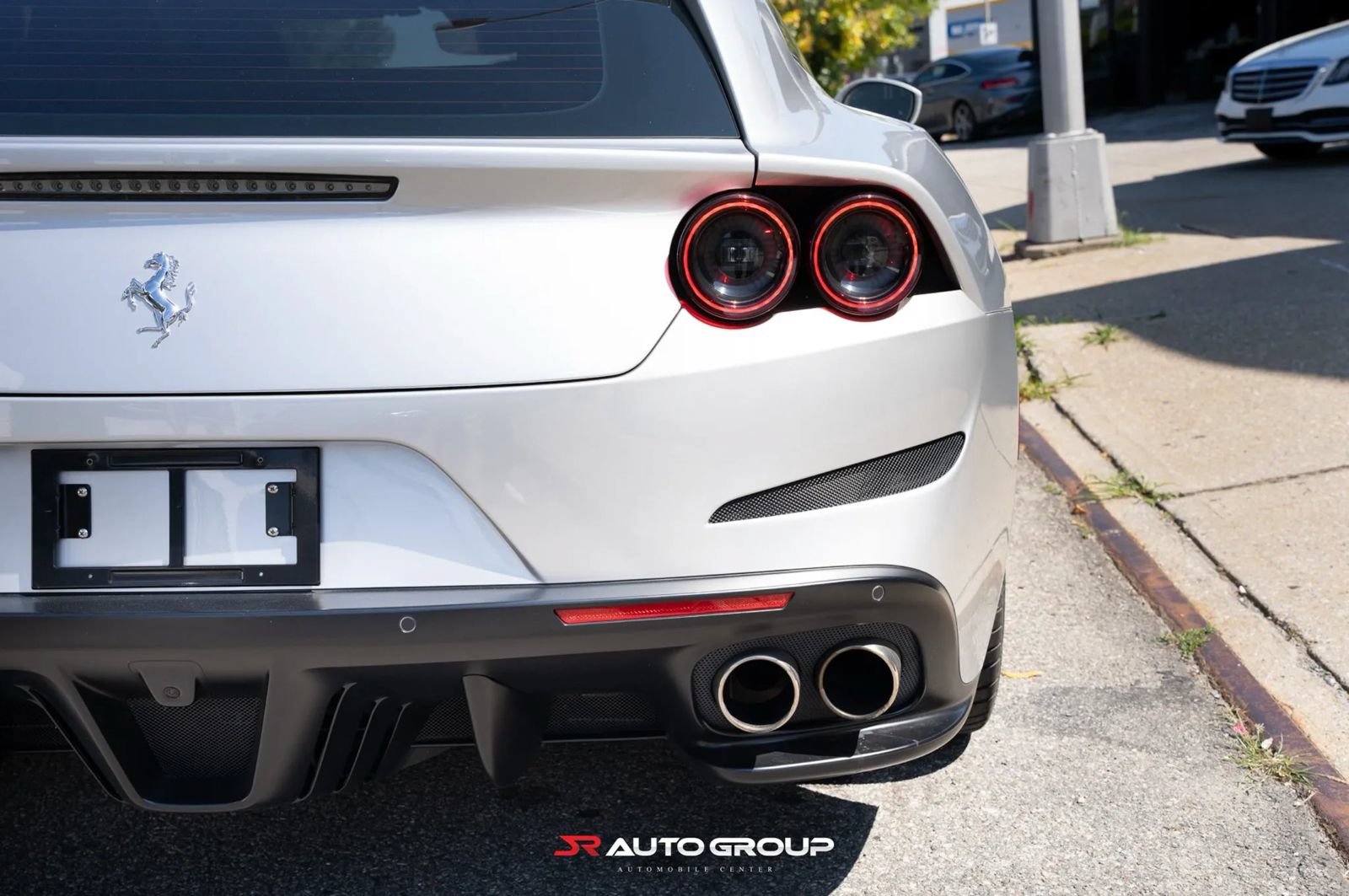 Used 2019 Ferrari GTC4Lusso T RWD image 7