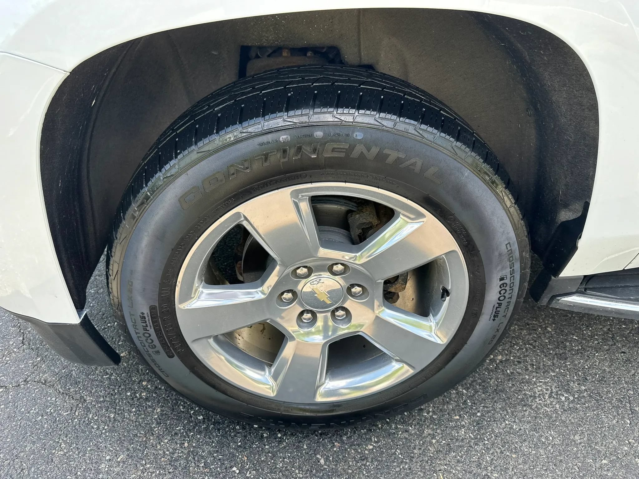 Used 2020 Chevrolet Suburban Premier AWD/4WD image 9