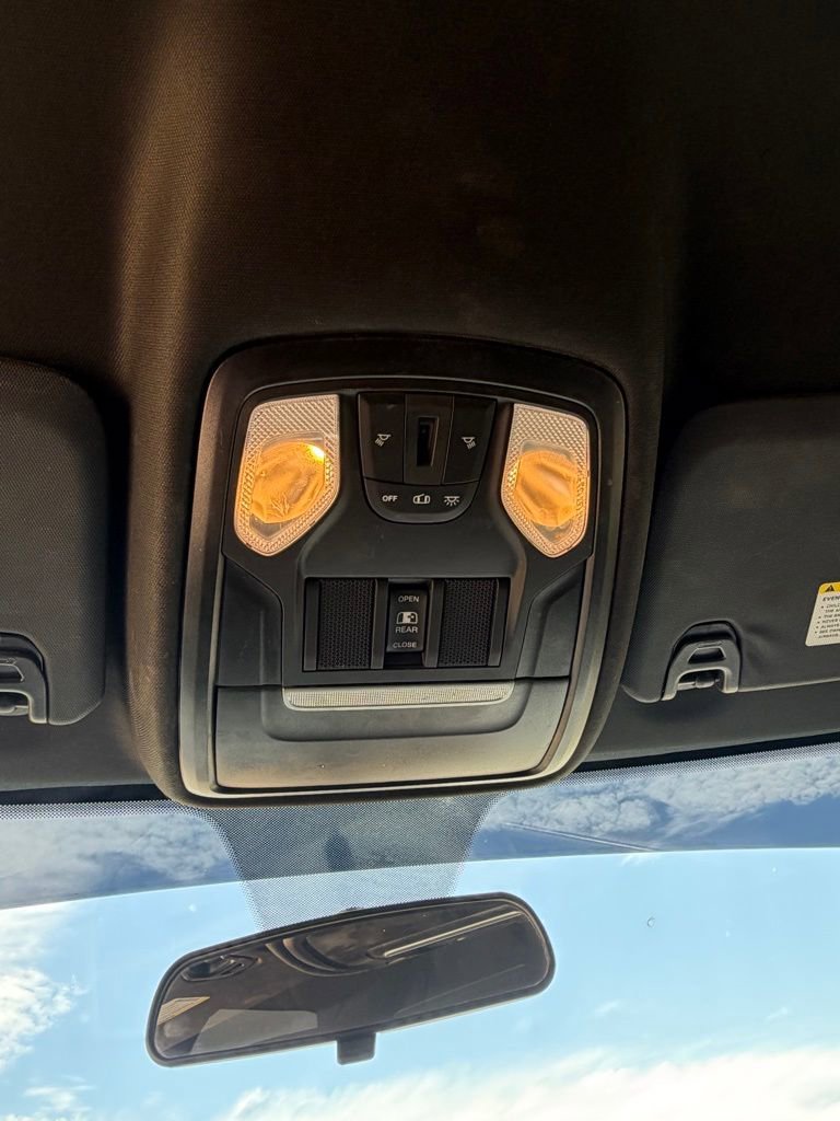 Used 2023 RAM 3500 Tradesman AWD/4WD image 19