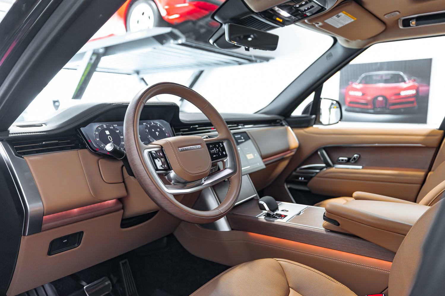 Used 2024 Land Rover Range Rover Long Wheelbase SE image 19