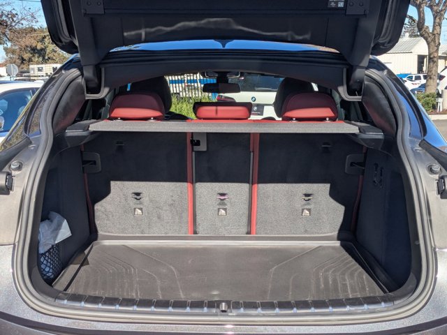 Used 2025 BMW X4 xDrive30i w/ Premium Package image 6