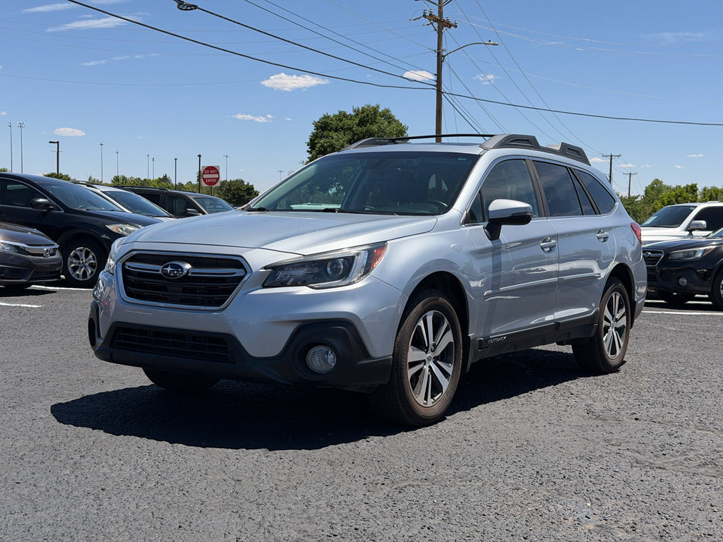 Used 2018 Subaru Outback 2.5i Limited AWD/4WD image 1