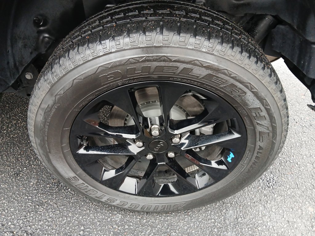 Used 2022 Jeep Wrangler Unlimited Sahara image 16