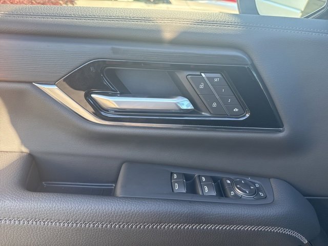 New 2026 GMC Yukon Denali w/ Denali Reserve Package image 11