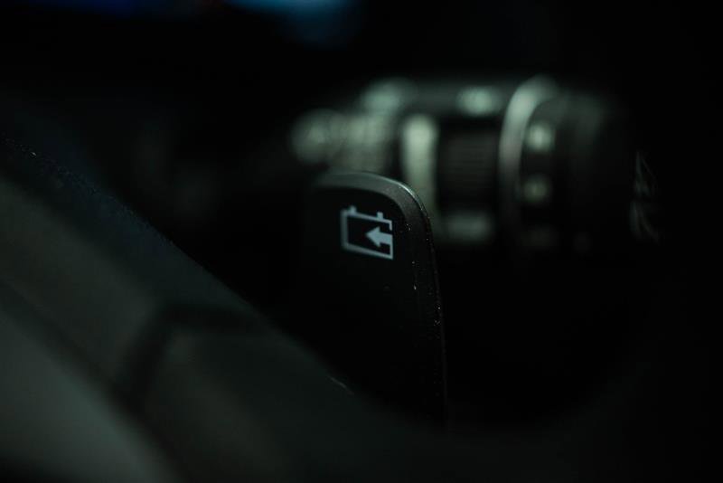 Used 2023 Hyundai Kona SE FWD image 19