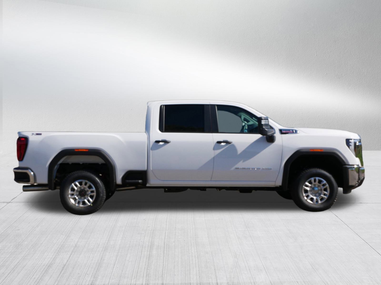 New 2026 GMC Sierra 2500 Pro w/ Convenience Package image 6