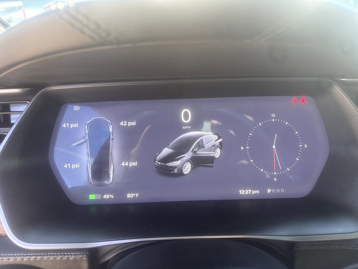 Used 2018 Tesla Model X 75D image 14