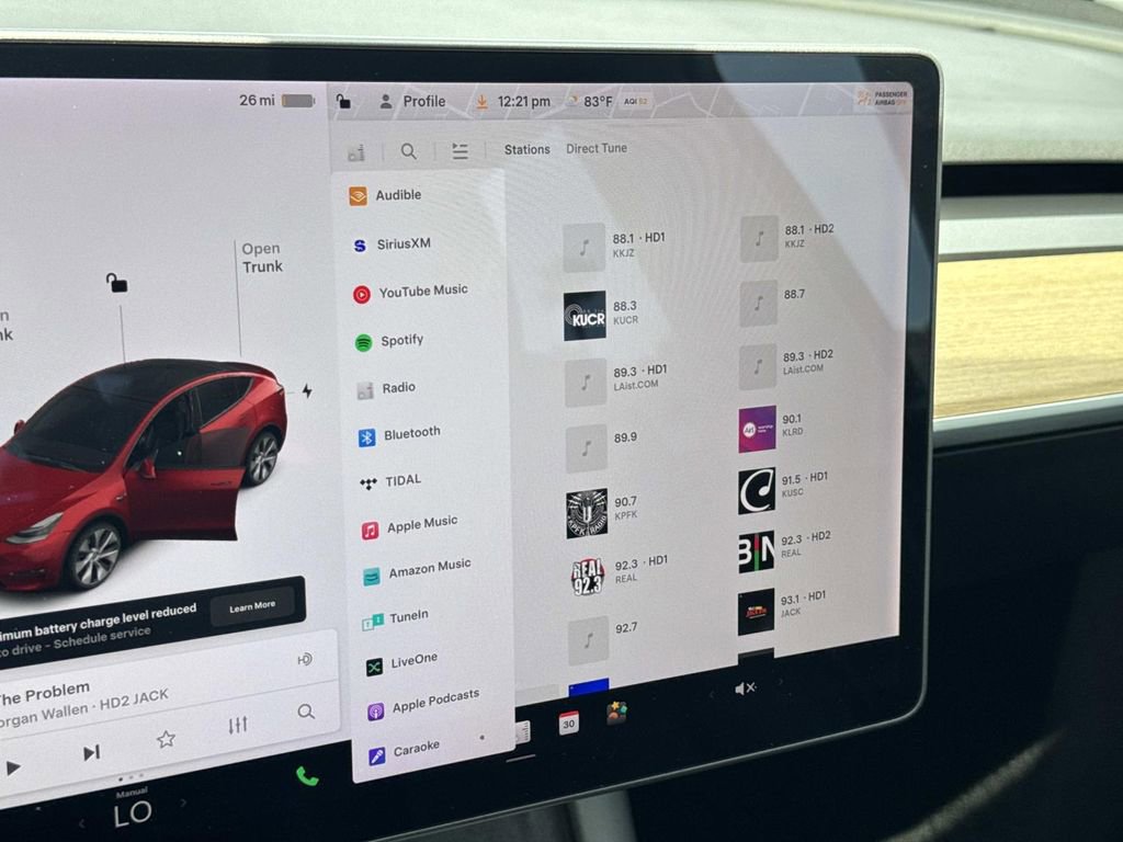 Used 2021 Tesla Model Y Long Range image 12