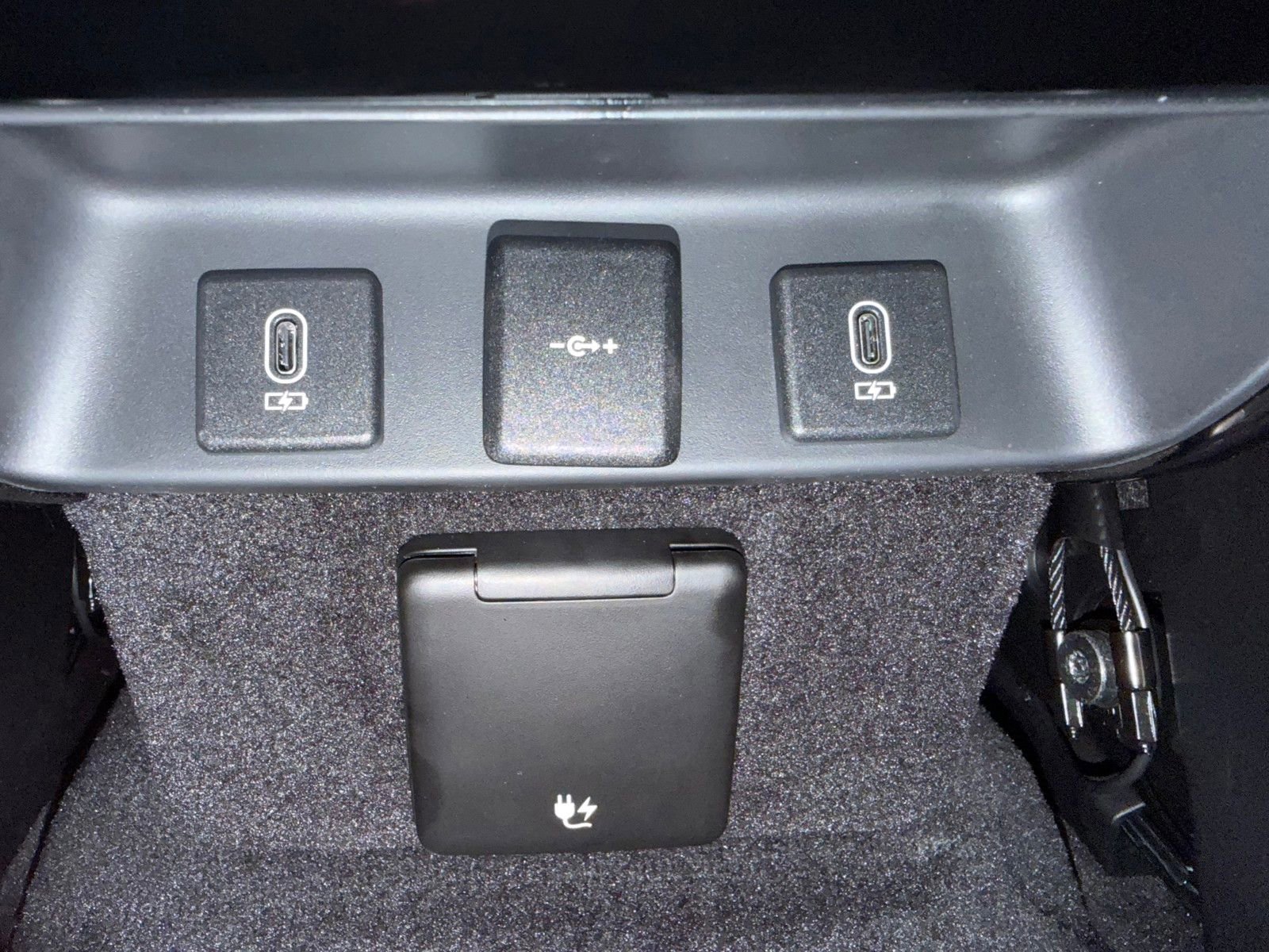 New 2026 Land Rover Range Rover Sport Dynamic SE image 27